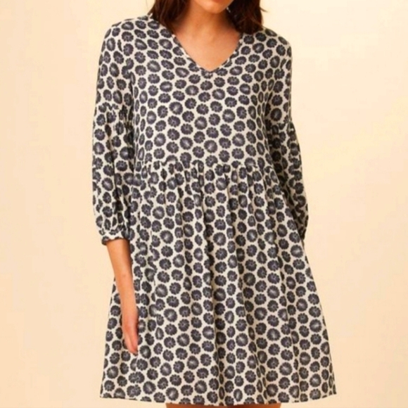 Amour Vert Dresses & Skirts - New NwT Breezy Summer Casual Silky Viscose Flowy Floral Indigo Blue Dress SZ S